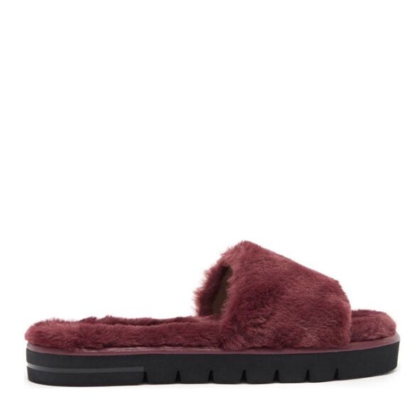 STUART WEITZMAN Elodie Chill Faux Fur Slide Slipper Sandal Size 9 Cranberry NWT - Picture 4 of 16
